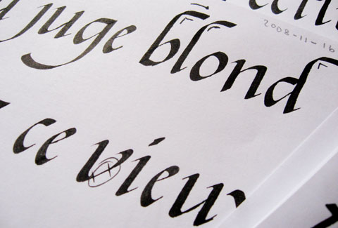 Calligraphy of the words Le Vieux